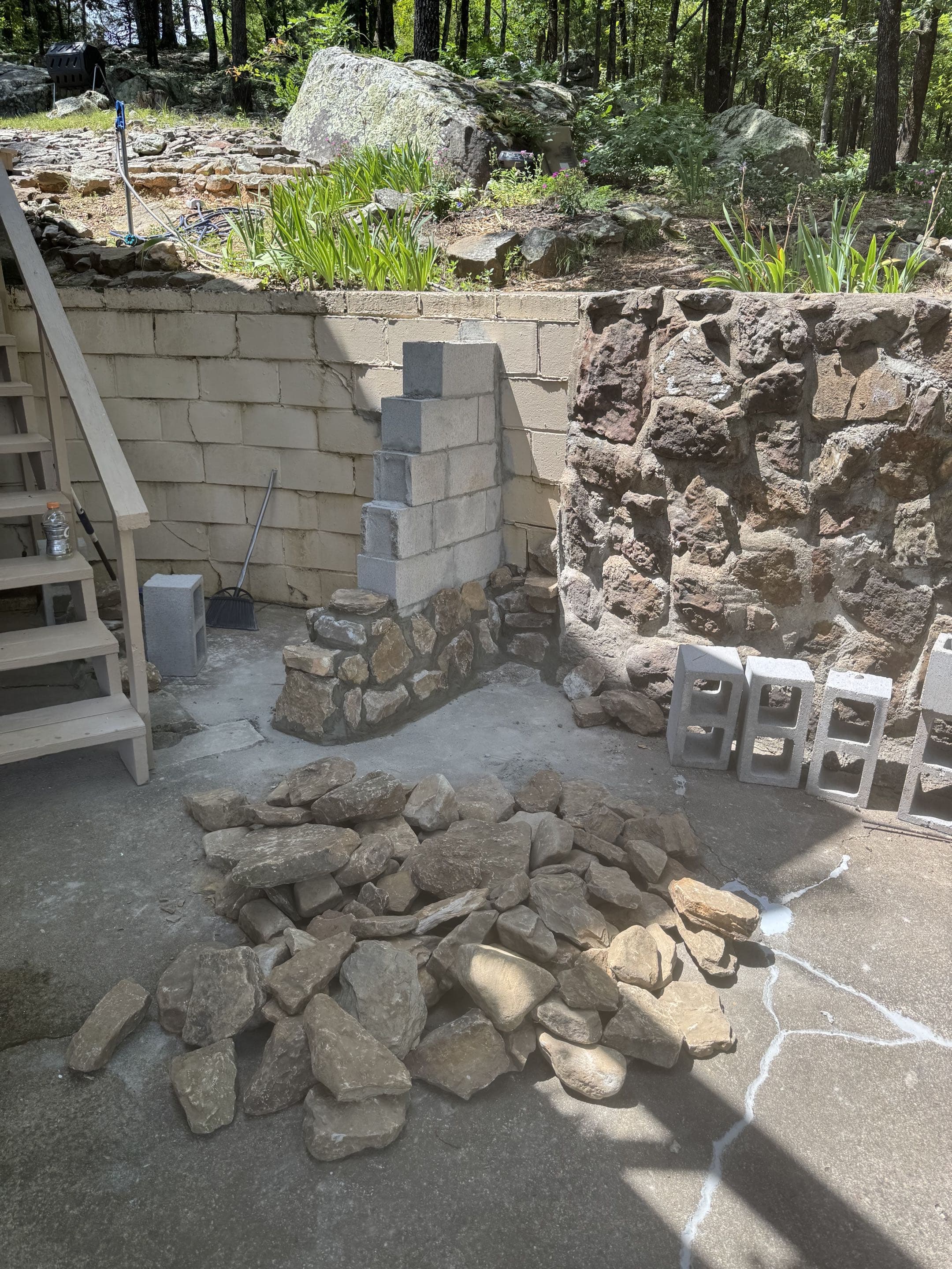 Custom Water Features work near Greers Ferry Arkansas